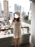 顔を見せることが最善策です！人々は見た目が清らかで、肌が白く、無毛で美しく、女の子を露出するのが大好きであるべきではありません[Yiliwen]を購読して、街頭のスーパーマーケットやショッピングモールでさまざまな人々の前で自分自身を露出させてください。