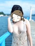 顔を見せることが最善策です！人々は見た目が清らかで、肌が白く、無毛で美しく、女の子を露出するのが大好きであるべきではありません[Yiliwen]を購読して、街頭のスーパーマーケットやショッピングモールでさまざまな人々の前で自分自身を露出させてください。