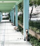 顔を見せることが最善策です！人々は見た目が清らかで、肌が白く、無毛で美しく、女の子を露出するのが大好きであるべきではありません[Yiliwen]を購読して、街頭のスーパーマーケットやショッピングモールでさまざまな人々の前で自分自身を露出させてください。