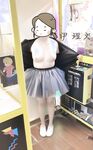 顔を見せることが最善策です！人々は見た目が清らかで、肌が白く、無毛で美しく、女の子を露出するのが大好きであるべきではありません[Yiliwen]を購読して、街頭のスーパーマーケットやショッピングモールでさまざまな人々の前で自分自身を露出させてください。