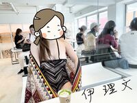 顔を見せることが最善策です！人々は見た目が清らかで、肌が白く、無毛で美しく、女の子を露出するのが大好きであるべきではありません[Yiliwen]を購読して、街頭のスーパーマーケットやショッピングモールでさまざまな人々の前で自分自身を露出させてください。