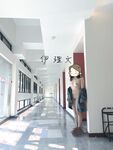 顔を見せることが最善策です！人々は見た目が清らかで、肌が白く、無毛で美しく、女の子を露出するのが大好きであるべきではありません[Yiliwen]を購読して、街頭のスーパーマーケットやショッピングモールでさまざまな人々の前で自分自身を露出させてください。