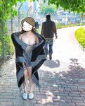顔を見せることが最善策です！人々は見た目が清らかで、肌が白く、無毛で美しく、女の子を露出するのが大好きであるべきではありません[Yiliwen]を購読して、街頭のスーパーマーケットやショッピングモールでさまざまな人々の前で自分自身を露出させてください。