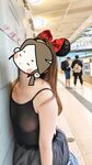 顔を見せることが最善策です！人々は見た目が清らかで、肌が白く、無毛で美しく、女の子を露出するのが大好きであるべきではありません[Yiliwen]を購読して、街頭のスーパーマーケットやショッピングモールでさまざまな人々の前で自分自身を露出させてください。