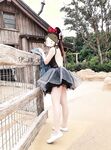 顔を見せることが最善策です！人々は見た目が清らかで、肌が白く、無毛で美しく、女の子を露出するのが大好きであるべきではありません[Yiliwen]を購読して、街頭のスーパーマーケットやショッピングモールでさまざまな人々の前で自分自身を露出させてください。