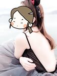 顔を見せることが最善策です！人々は見た目が清らかで、肌が白く、無毛で美しく、女の子を露出するのが大好きであるべきではありません[Yiliwen]を購読して、街頭のスーパーマーケットやショッピングモールでさまざまな人々の前で自分自身を露出させてください。