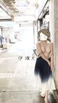 顔を見せることが最善策です！人々は見た目が清らかで、肌が白く、無毛で美しく、女の子を露出するのが大好きであるべきではありません[Yiliwen]を購読して、街頭のスーパーマーケットやショッピングモールでさまざまな人々の前で自分自身を露出させてください。