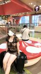 顔を見せることが最善策です！人々は見た目が清らかで、肌が白く、無毛で美しく、女の子を露出するのが大好きであるべきではありません[Yiliwen]を購読して、街頭のスーパーマーケットやショッピングモールでさまざまな人々の前で自分自身を露出させてください。