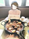 顔を見せることが最善策です！人々は見た目が清らかで、肌が白く、無毛で美しく、女の子を露出するのが大好きであるべきではありません[Yiliwen]を購読して、街頭のスーパーマーケットやショッピングモールでさまざまな人々の前で自分自身を露出させてください。
