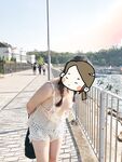 顔を見せることが最善策です！人々は見た目が清らかで、肌が白く、無毛で美しく、女の子を露出するのが大好きであるべきではありません[Yiliwen]を購読して、街頭のスーパーマーケットやショッピングモールでさまざまな人々の前で自分自身を露出させてください。