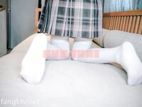 卡哇伊清純系蘿莉女奴【玉寶澀澀】私拍，水手服彼女飼育各種制服3P自慰逼粉奶大人形小母狗