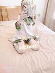 卡哇伊清純系蘿莉女奴【玉寶澀澀】私拍，水手服彼女飼育各種制服3P自慰逼粉奶大人形小母狗