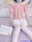 推特蘿莉制服粉鮑少女福利姬【桐桐想喝牛奶】私拍，道具自嗨噗滋噗滋流白漿