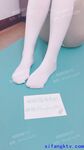 推特蘿莉制服粉鮑少女福利姬【桐桐想喝牛奶】私拍，道具自嗨噗滋噗滋流白漿