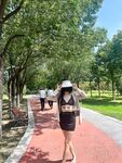 Hotwife terbaik dengan kaki panjang dan badan langsing [Setiausaha Kim] telah dipaku farajnya. Dia terdedah di hadapan pelbagai orang di taman dan pasar raya, membuang air kecil dan melancap.