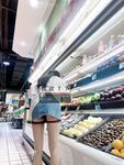 Hotwife terbaik dengan kaki panjang dan badan langsing [Setiausaha Kim] telah dipaku farajnya. Dia terdedah di hadapan pelbagai orang di taman dan pasar raya, membuang air kecil dan melancap.