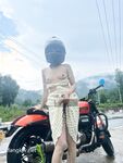 Hotwife terbaik dengan kaki panjang dan badan langsing [Setiausaha Kim] telah dipaku farajnya. Dia terdedah di hadapan pelbagai orang di taman dan pasar raya, membuang air kecil dan melancap.