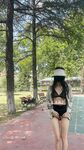 极品大长腿苗条身材阴钉骚妻【金秘书】福利3，公园超市各种人前露出放尿啪啪自慰，相当过瘾