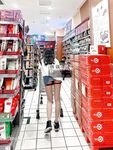 极品大长腿苗条身材阴钉骚妻【金秘书】福利3，公园超市各种人前露出放尿啪啪自慰，相当过瘾