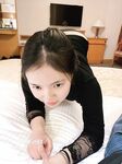 Showing your face is the way to go! The top cuckold is a ruthless man, Guangdong's big-breasted and beautiful hotwife [Yaya] privately filmed the second season, showing her face during a 3P outdoors in a shopping mall