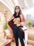 Showing your face is the way to go! The top cuckold is a ruthless man, Guangdong's big-breasted and beautiful hotwife [Yaya] privately filmed the second season, showing her face during a 3P outdoors in a shopping mall