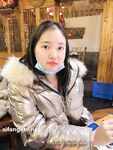 Showing your face is the way to go! The top cuckold is a ruthless man, Guangdong's big-breasted and beautiful hotwife [Yaya] privately filmed the second season, showing her face during a 3P outdoors in a shopping mall