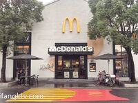 推特极品反差骚母狗露出淫乱狂魔【西西小姐】私拍日记，露出肛交啪啪男女通吃相当炸裂