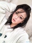 露臉才是王道！推特網紅高顏狂野氣質御姐【VAVA】私拍，露出紫薇調教各種風格開放大膽