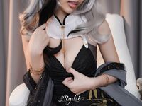 รองเท้าส้นสูงสีแดง Suzuki Misaki