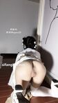 หญิงสาวหุ่นเพรียว [Pepper Boy] จากปี 2004 โชว์ใบหน้าของเธอและปรับแต่งมันด้วยราคาที่สูง เธอช่วยตัวเองด้วยอุปกรณ์ประกอบฉากหนา ๆ ของ COSER ทุกประเภท เจ้าสาวแต่งตัวและเย็ดใบหน้าของเธอในเฟรมเดียวกัน