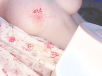 Gadis muda Twitter yang muda dan tidak terkalahkan [Yu Zai] menunjukkan wajahnya dalam sesi pemotretan peribadi, dengan payudara merah jambu yang besar dan roti kukus harimau putih yang jarang ditemui, yang sangat lembut, dan dia mempunyai titik seks yang