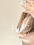 Gadis muda Twitter yang muda dan tidak terkalahkan [Yu Zai] menunjukkan wajahnya dalam sesi pemotretan peribadi, dengan payudara merah jambu yang besar dan roti kukus harimau putih yang jarang ditemui, yang sangat lembut, dan dia mempunyai titik seks yang