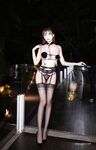 Showman model na si Lu Xuanxuan custom-made black silk cheongsam sa mataas na presyo