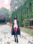 긴 다리와 날씬한 몸매를 가진 최고의 핫와이프 [김비서]는 공원에서 요리를 하다가 알몸으로 노출되어 주인에게 뒤에서 삽입당하고, 팬티 전체에 섹스를 했습니다.