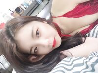 《台湾情侣泄密》直播卖货的小妹在男友的淫威调教下又会是什么表现❤️性感蕾丝睡衣学生制服高潮喷水 1