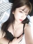 《台湾情侣泄密》直播卖货的小妹在男友的淫威调教下又会是什么表现❤️性感蕾丝睡衣学生制服高潮喷水 1