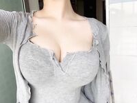 66万粉妹子安妮yoyo 定制视图