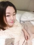 《顶级☀️反差婊子》极品大奶子大屁股风骚脸【吴小姐】露脸私拍全套流出，自扇脸全裸展示白皙裸体，这厚重阴毛一看就骚
