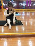 《顶级☀️反差婊子》极品大奶子大屁股风骚脸【吴小姐】露脸私拍全套流出，自扇脸全裸展示白皙裸体，这厚重阴毛一看就骚
