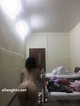 《顶级☀️反差婊子》极品大奶子大屁股风骚脸【吴小姐】露脸私拍全套流出，自扇脸全裸展示白皙裸体，这厚重阴毛一看就骚