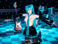 白莉爱吃巧克力- NO.005 未来初音