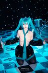 白莉爱吃巧克力- NO.005 未来初音