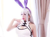 Rinajiao-NO.006 กี่เพ้าสีขาว 