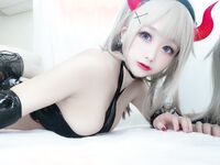 Hinajiao-NO.030 Itali ang succubus
