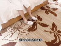 Bậc thầy loạn luân ở cộng đồng Haijiao [Chị ngực to và mông] Chị tôi đi công tác với tôi ở khách sạn, chúng tôi đã có một đêm say đắm trong khách sạn từ phòng tắm đến giường ngủ. Chị tôi liên tục đạt cực khoái. cô ấy không thể chịu đựng được.