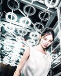 《嫩模私拍泄密》学院派系列！全是极品美乳长腿清纯大学生美眉，换衣时被偸拍摄影师加钱对着大长腿撸射无水4K原版全套