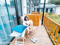 【超清4K增強版】11月最新-推特原創夫妻露出界大神【小可愛】旅拍高原美景 大膽露出及啪啪視頻圖集！妹子身材也很不錯 又賤又騷，太欠操了