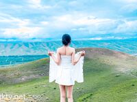 【超清4K增強版】11月最新-推特原創夫妻露出界大神【小可愛】旅拍高原美景 大膽露出及啪啪視頻圖集！妹子身材也很不錯 又賤又騷，太欠操了