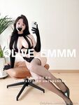 olive 黑色绑带女王
