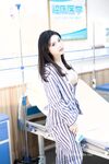 Hideto.com Doubanjiang 간호사 두 사람이 서로 섹스를하고 매우 유혹적이며 거의 알몸이며 약간 새는 전복, 털이 많은 머리카락